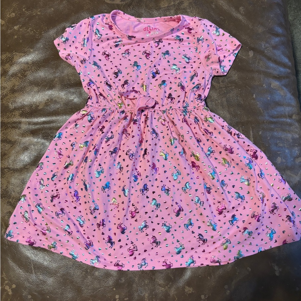 Delia’s girl 3T pink 🦄 iridescent and pink dress